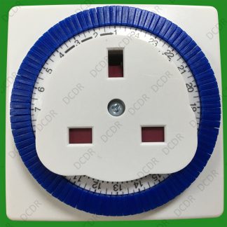 Status 24 Hour Segment Timer Switch Programmable On Off Function UK Mains Plug