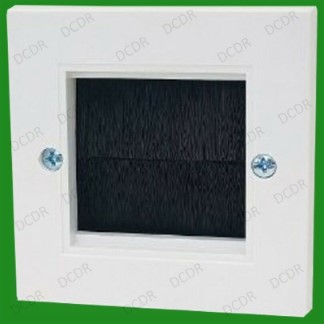 1 Gang, Brush Plate, Cable Tidy Entry, TV, AV, Wall Outlet